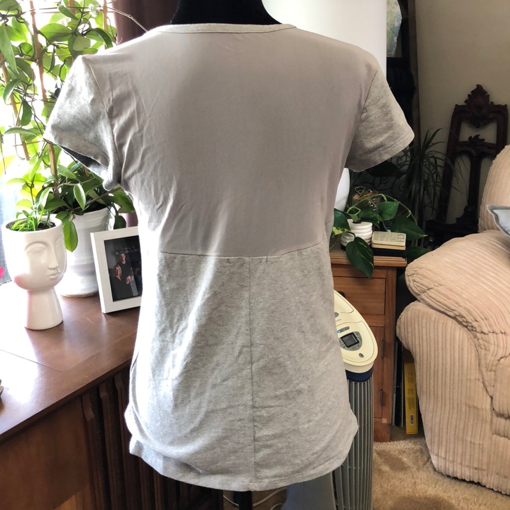 Satva workout tshirt - Picture 2 of 4